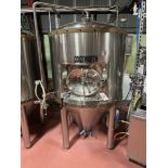 10 BBL Stainless Steel Fermentation Tank - Cone Bottom, Glycol Jacketed, Mandoor, Z | Rig Fee $500
