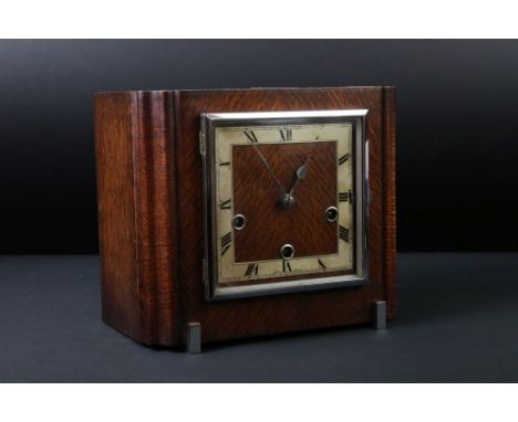 1930's Art Deco Oak Mantle Clock with chrome mounts, (working order at time of cataloguing), 22.5cm high 