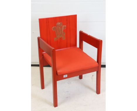 Prince of Wales 1969 Investiture Chair, designed by Lord Snowdon and manufactured by Welsh Remploy Factories, red stained bee