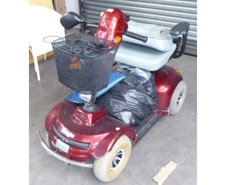 A FREERIDER FOUR WHEEL BATTERY DRIVEN MOBILITY SCOOTER  (SOLD AS SEEN) 