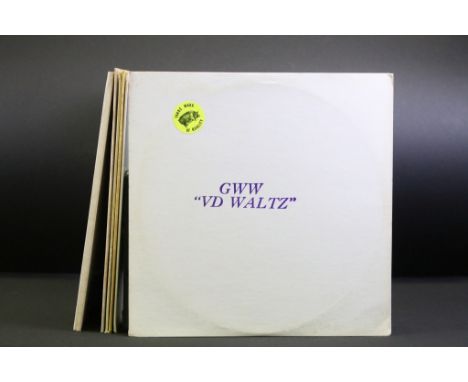 Vinyl - 6 Bob Dylan / as Great White Wonder (GWW) original 1970’s Private Pressing albums to include: Talkin’ Bear Mountain M