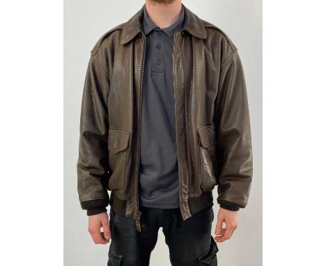US AIR FORCE TYPE A-2 BROWN LEATHER AVIATOR'S JACKET AVIREX, POST-WAR size L, numbered 8462 JRC35AC 2 SMCNYCP8, with two stit