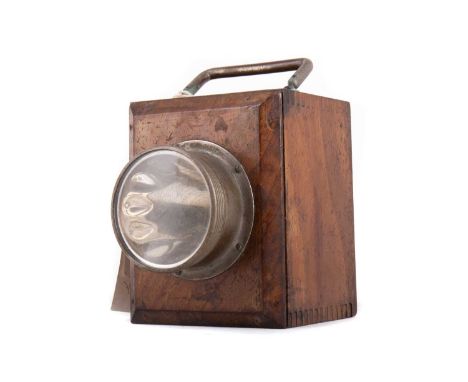 BRITISH ARMY OFFICERS 'EVER READY' WOODEN TRENCH LAMP WWI PERIOD complete with 'Ever Ready' batter pack label to inside15cm h