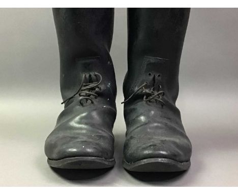 MOUNTED OFFICER'S LEATHER RIDING BOOTS LATE 19TH/EARLY 20TH CENTURY stamped War Department broad arrow, numbers and J.K. SMIT