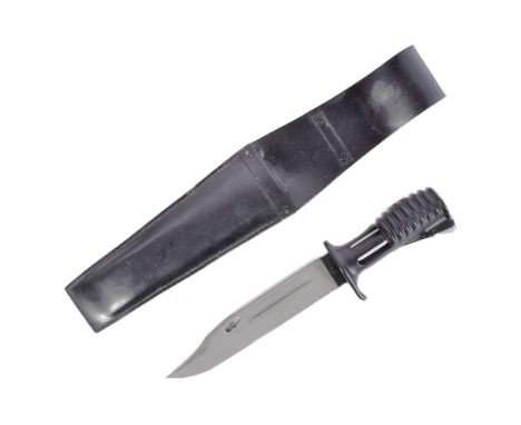 A vintage circa 1990s British Army SA80 / SA 80 rifle bayonet. Bayonet of typical form, with socket to one end and a single-e