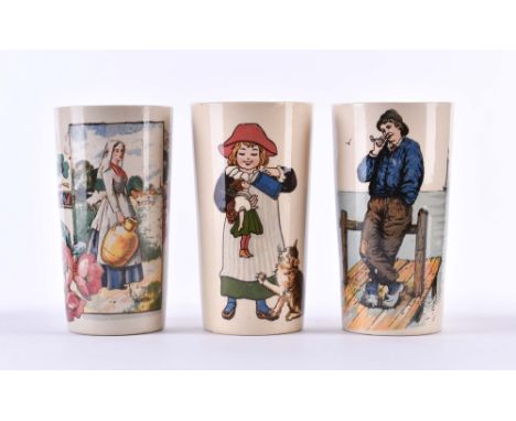 3  Becher Villeroy &amp;amp; Boch Mettlach um 1900Steinzeug, leicht konische Form, farbig staffiert, glasiert, grüne Stempelm