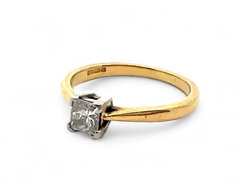An 18ct yellow gold princess cut single stone ring, size L. Diamond approx 0.36ct. Clarity estimated VS2/SI1, colour E/F. Wei