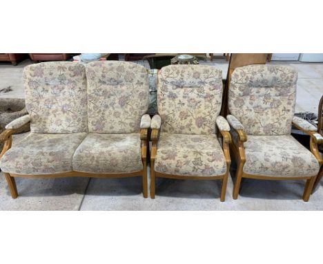 Ercol 2 seater settee &amp; 2 armchairs. Viewing/collection at West Woodlands BA11 5ES. Payment at Standerwick BA11 2QB. No b