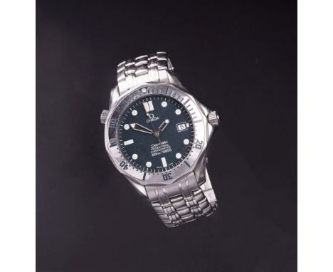 Omega gegr. 1848 in La Chaux-de-Fonds. Herren-Armbanduhr 'Seamaster'. Edelstahl. Automatik. Schwarzes Zifferblatt, gravierte 