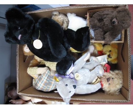 Eleven Modern Teddy Bears, by Merrythought, Charlie Bears, Steiff, Deans rag book, Martin Grisly, mostly jointed, the tallest