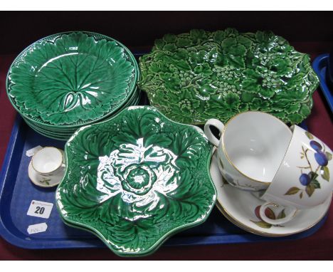 A Set of Six Wedgwood Green Lustre Glazed Leaf Moulded Plates, a further two with wavy rims and a similar rectangular dessert