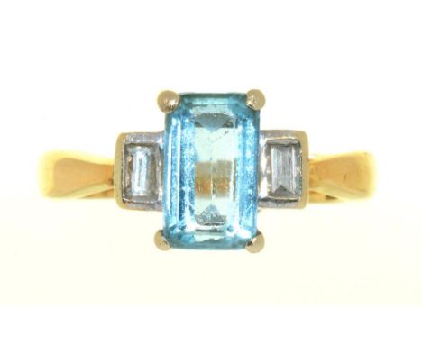 A STEP CUT AQUAMARINE AND DIAMOND RING, IN 18CT GOLD, 4G, SIZE J++ABRASIONS TO AQUAMARINE VISIBLE UNDER MAGNIFICATION