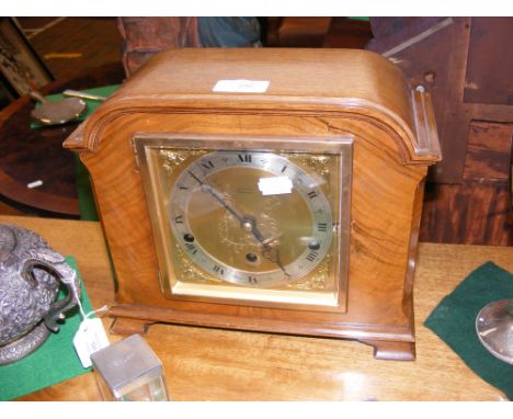 An Elliott chiming mantel clock in Art Deco style - 24cms high CONDITION REPORT No pendulum or key.Our team of trusted expert