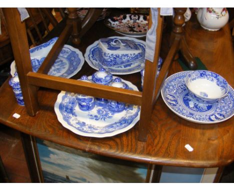 Blue & White Solian Ware Gravy Boat Simpson pottery (0481) Blue & White Solian Ware Gravy Boat Simpson pottery (0481)