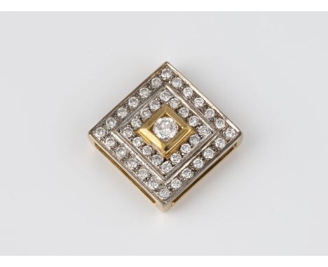 BRILLANT-ANHÄNGER Gelbgold, Weißgold. 1,9 x 1,9 cm, Ges.-Gew. ca. 9,0 g. Geprüft 18 K. 40 Brillanten, zusammen ca. 0,8 ct., e