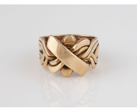 RING Rotgold. Ringmaß ca. 65, Ges.-Gew. ca. 14,6 g. Geprüft 14 K.