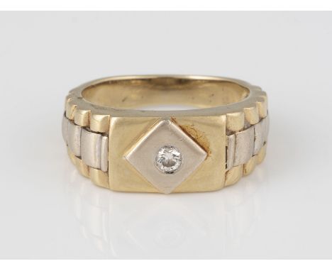 BRILLANT-RING Gelbgold, Weißgold. Ringmaß ca. 53, Ges.-Gew. ca. 6,6 g. Geprüft 14 K. Ein Brillant, ca. 0,07 ct. Minimale Trag