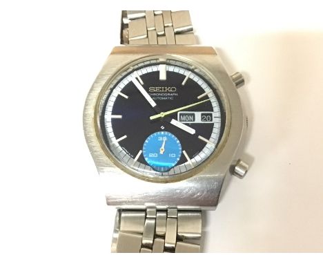 A Vintage early 1970 Seiko Chronograph Automatic watch with day date and slightly unusual deep blue and pale blue subsidiary 