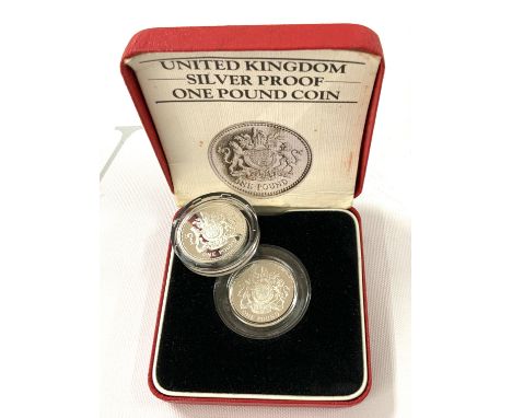 1983 First Issue &#2013266083;1 coin x 2 (A)
