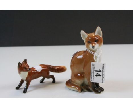 Two ceramic Fox models, USSR &amp; Beswick examples