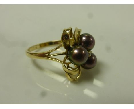 Yellow Gold South Sea Pearl and Diamond Ring