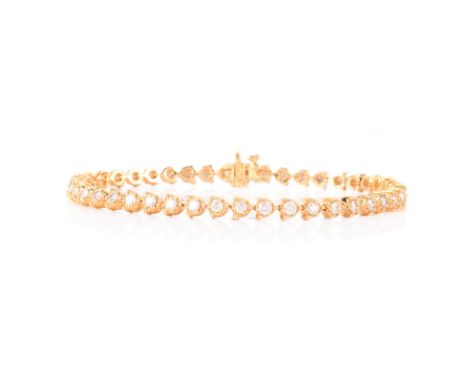 Vintage Approx. 3.75 Carat Round Brilliant Cut Diamond and 14 Karat Yellow Gold Tennis Bracelet. Stamped 14K. Very good condi