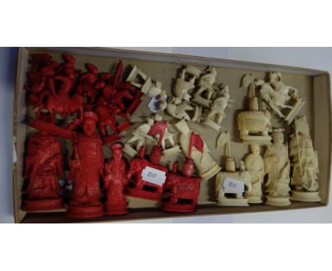 A 19TH CENTURY CHINESE IVORY CHESS SET