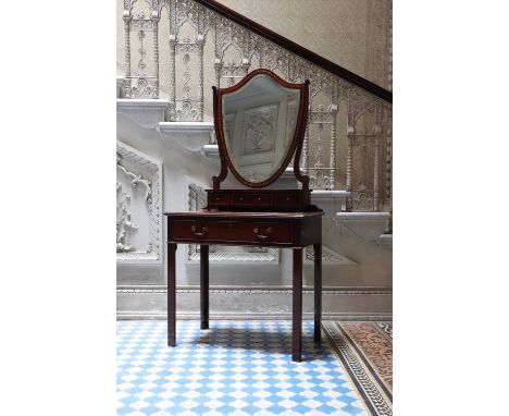 A Sheraton Revival mahogany dressing table mirror,19th century, having satinwood banding and inlaid urn and swag decoration,6