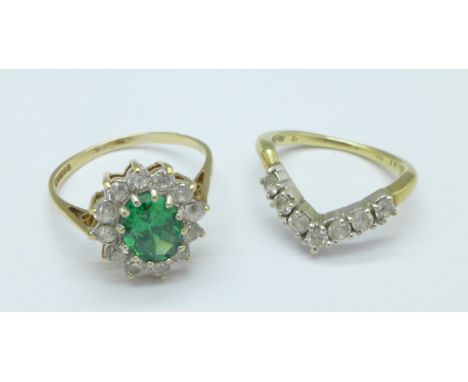 Two 9ct gold rings, 4.7g, K and Q