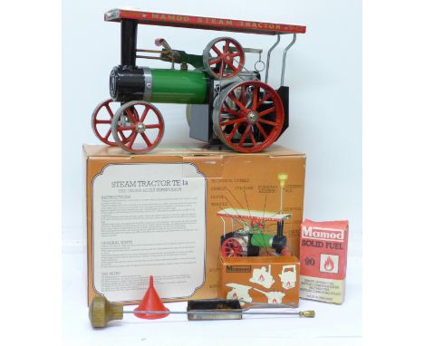 A Mamod TE1A steam engine, boxed, with fuel and instructions
