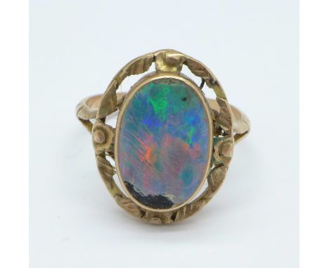 A 9ct gold and opal ring, a/f, 3.1g, L