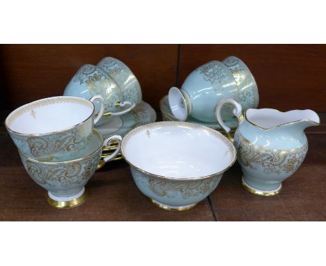 A Tuscan china tea service, twenty pieces in total