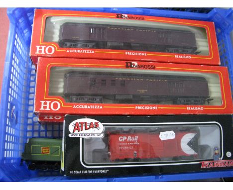 Mehano 'HO' Gauge 4-8-2 Steam Locomotives and Twelve Wheel Tender, Canadian National R/No. 6060, unboxed, condition very good