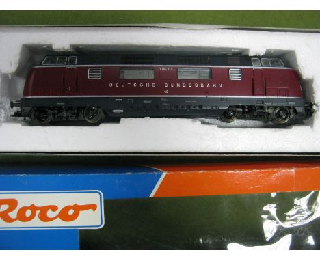 Roco 'HO' Gauge Ref 43523 DB Railways Diesel Locomotive, crimson black, R/No. V200034, boxed, condition good, box good.