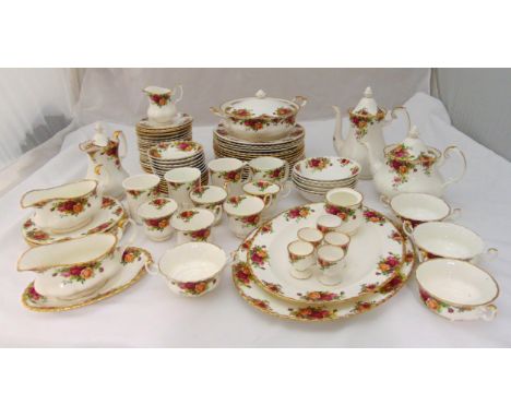 Royal Albert Old Country Roses dinner and tea service to include plates, bowls, platters, cups, saucers, coffee pot, teapot, 