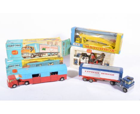 Corgi Toys diecast models, no.1130 circus horse transporter with horses, no.1137 Ford tilt cab "h" series with detachable tra