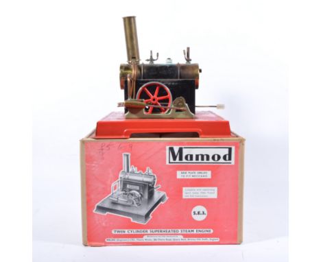 Mamod S.E.3 twin cylinder superheated stationary engine, boxed.