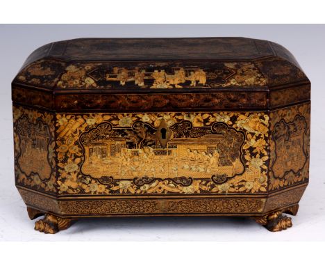 A MID 19TH CENTURY CHINESE EXPORT LACQUER TEA CADDY finely decorated with scenes of oriental life, the hinged lid revealing t