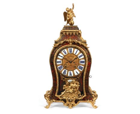 A LARGE EARLY 19TH CENTURY FRENCH RED TORTOISESHELL, ORMOLU MOUNTED AND BOULLE MANTEL CLOCK WITH A DOUBLE FUSEE 8- DAY MOVEME