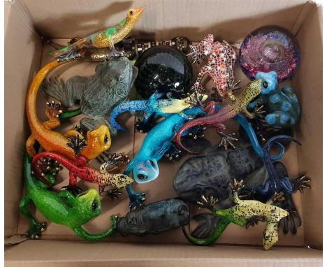 A collection of lizard and frog figures, various sizes, some enamel, together with other items