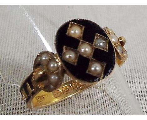 A 15ct gold ring with enameled facia set with pearl in the form of a cross, size M1/2, approximate weight 3.29 grams