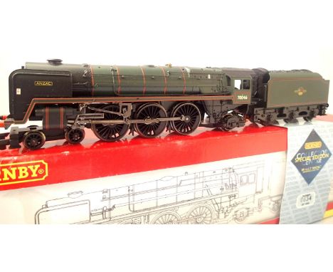 Hornby R2192 Britannia Class Anzac, 70046, Green, Late Crest limited edition 654/1000, in very near mint condition, box with 