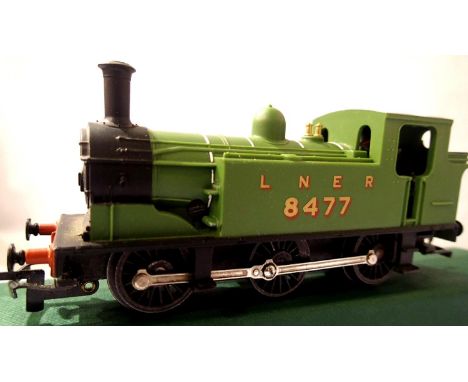 Hornby 0.6.0.T LNER Green, 8477, in very good to excellent, missing one buffer unboxed. P&amp;P Group 1 (£14+VAT for the firs
