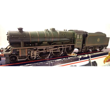 Bachmann Jubilee Class and Hornby Stanier Tender, finished in BR Green, 45725, Repulse, Early Crest, weathered, in excellent 