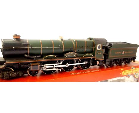 Hornby R349 King Henry VIII GWR Green, 6013, in very good condition, missing one buffer and detail pack, box is good. P&amp;P