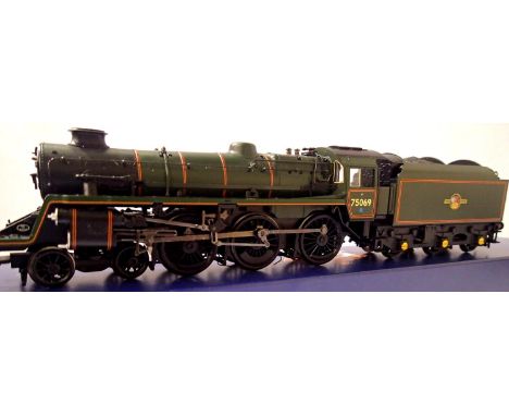 Bachmann 31-116 Class 4MT, 75069, BR Lined Green, Late Crest, as preserved, in excellent condition, boxed. P&amp;P Group 1 (£