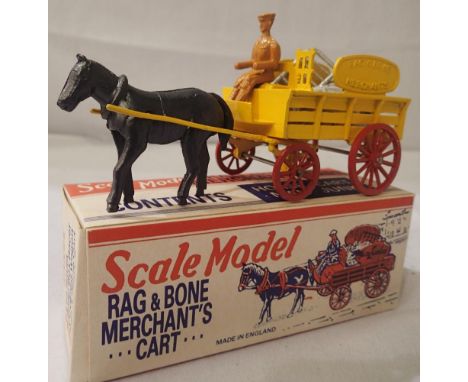 Cast metal scale model of rag and bone merchants cart, complete with junk, made in England, some paint loss, in very good to 