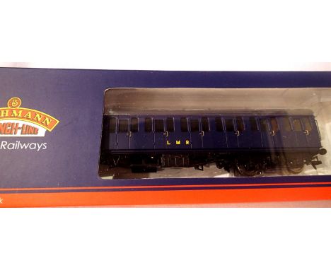 Bachmann 34-62Y Suburban Brake/2nd L.M.R. Blue in very near mint condition, boxed, Invicta model rail exclusive. P&amp;P Grou