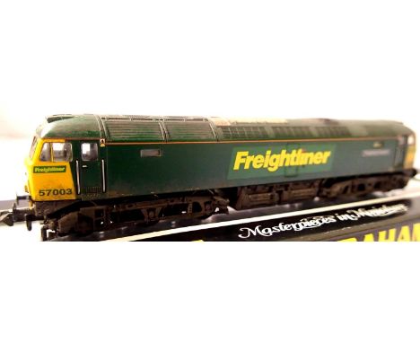 Graham Farish 371-651 Class 57, Freightliner Evolution, 57003, Green, in very good to excellent condition, boxed, light weath