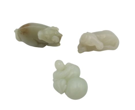 A Chinese carved jade model of a horse, late 19th century, height 2.5cm, width 4.5cm, depth 2cm, a Chinese jade model of a Pi